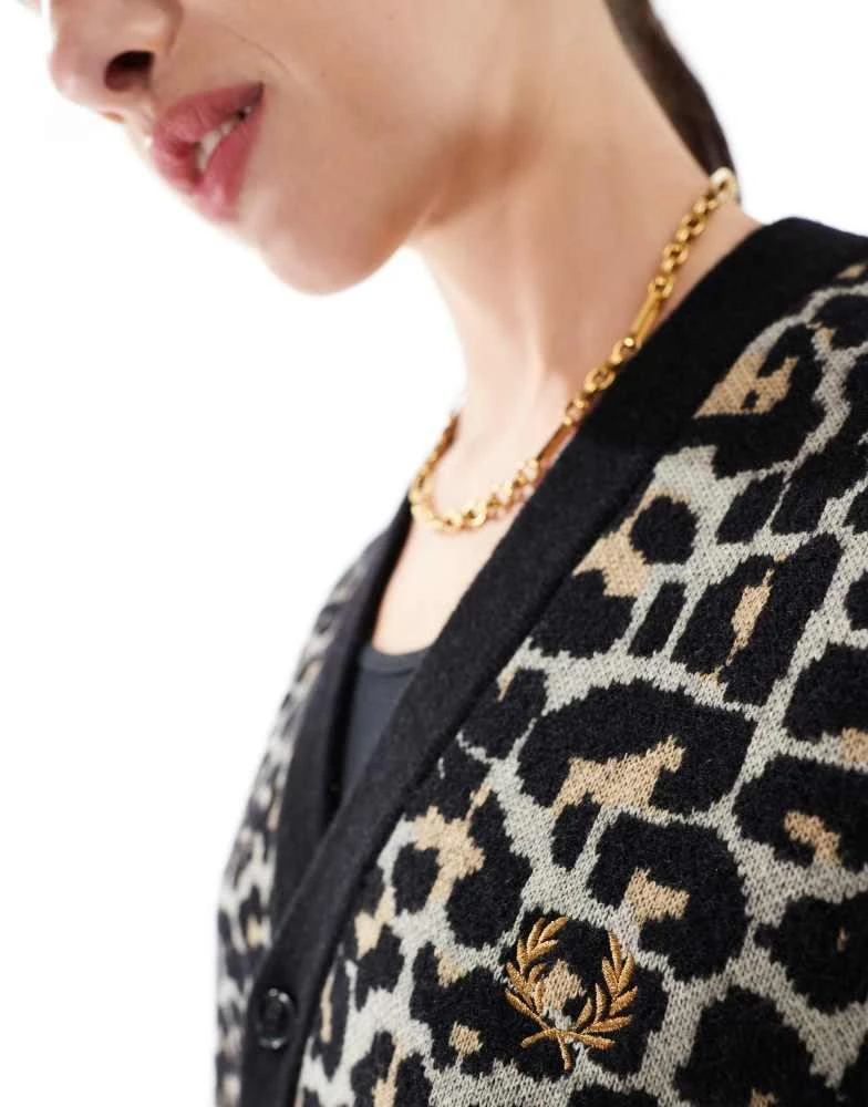 Fred Perry Fred Perry oversized leopard print knitted vest in beige 3