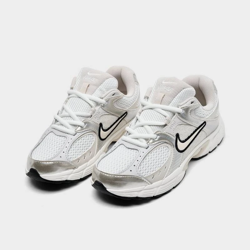 NIKE Big Kids' Nike V5 RNR Casual Shoes 2