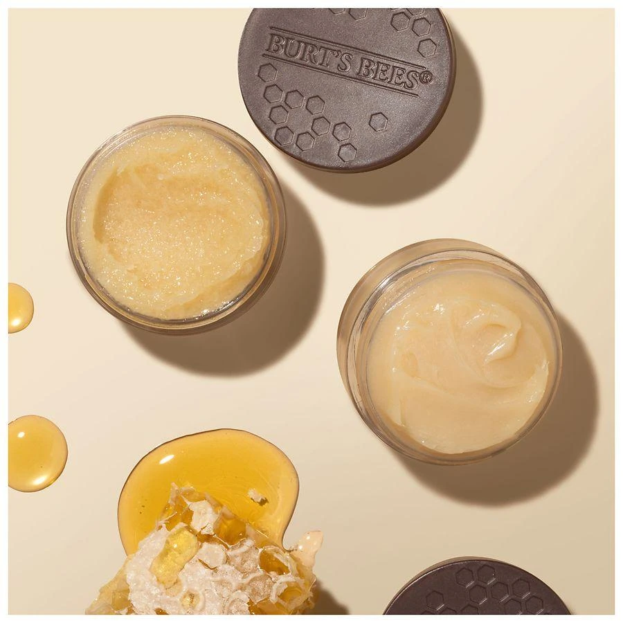 Burt's Bees Conditioning Lip Scrub 9