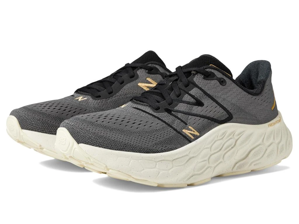 New Balance Fresh Foam X More v4 1