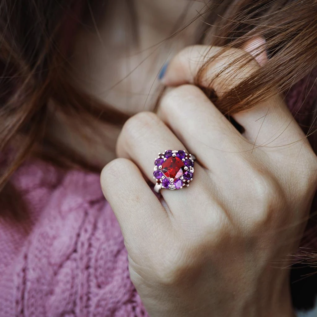 Mimi
Max 4 2/5ct TGW Garnet and African Amethyst Quatrefoil Floral Ring in Sterling Silver 4