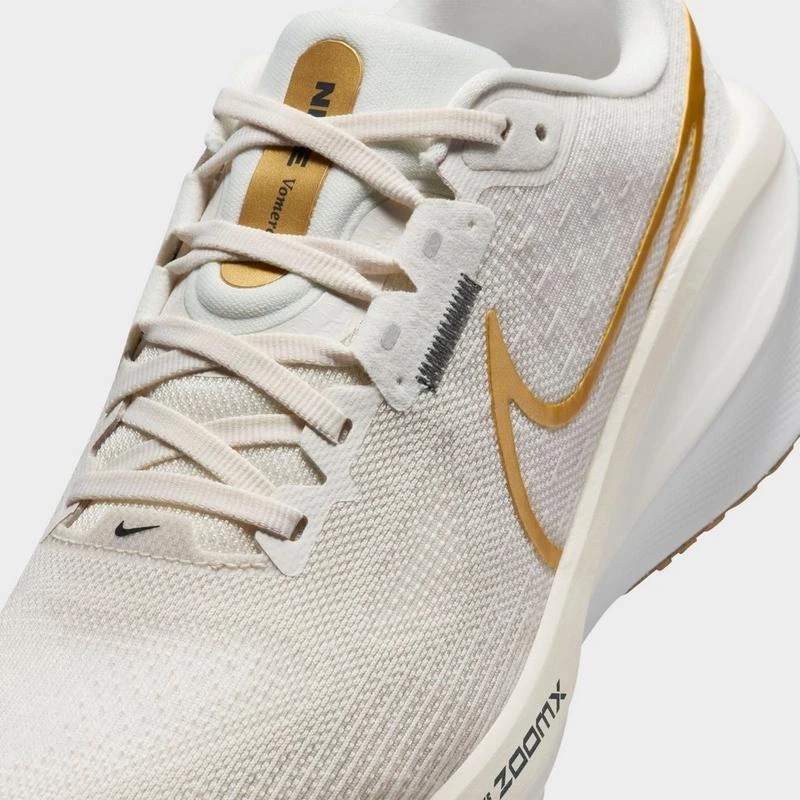 NIKE Women's Nike Vomero 17 Running Shoes 3