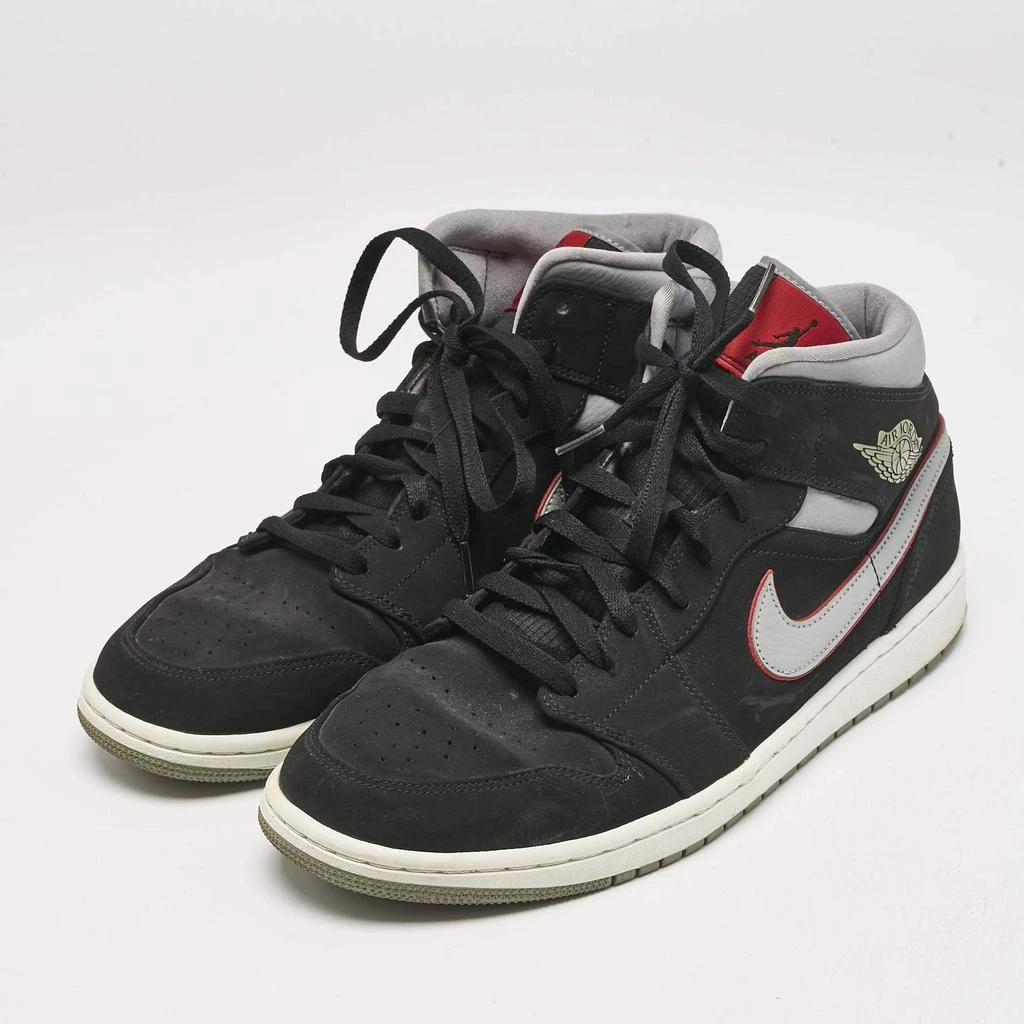 Jordan Air Jordans Black/Grey Durabuck and Leather Jordan 1 Mid Black Particle Grey Gym Red Sneakers Size 45.5 2