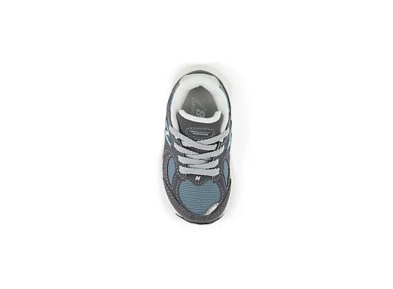 New Balance 2002 4
