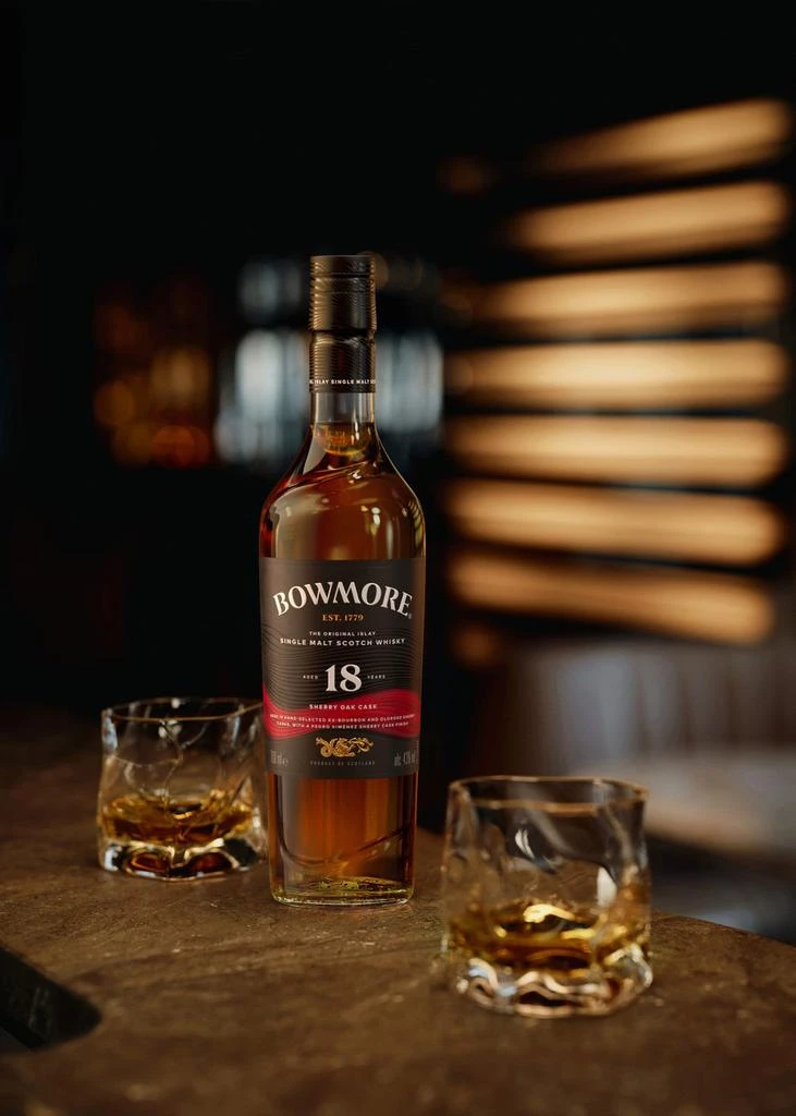 Bowmore 18 Year Old Sherry Cask Single Malt Whisky 2