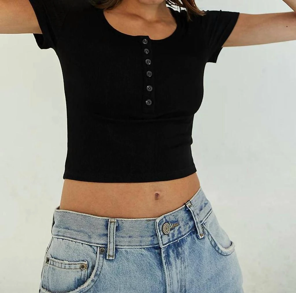 The Range Ribbed Cropped Short Sleeve Henley Top In Black 2