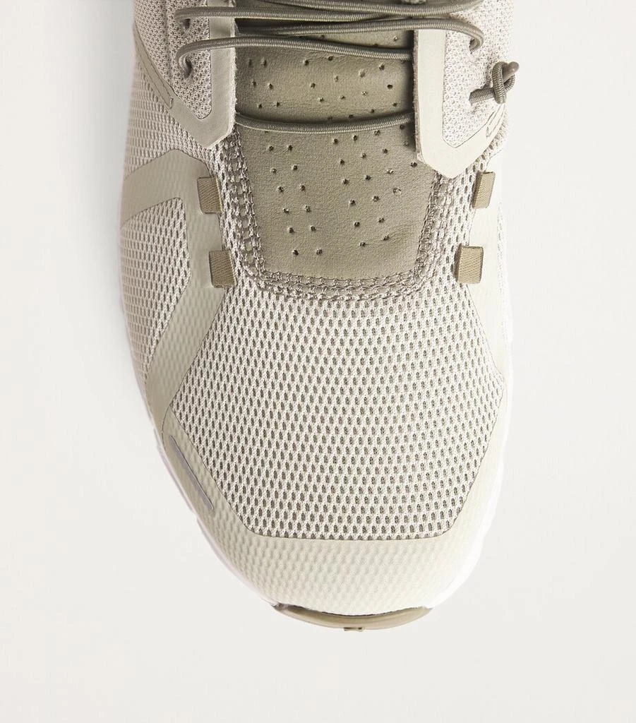 On Cloud 5 Trainers 5