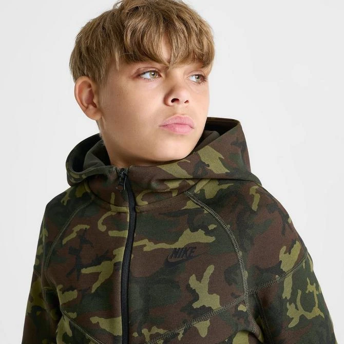 NIKE Boys' Nike Tech Fleece Camo Full-Zip Hoodie 5