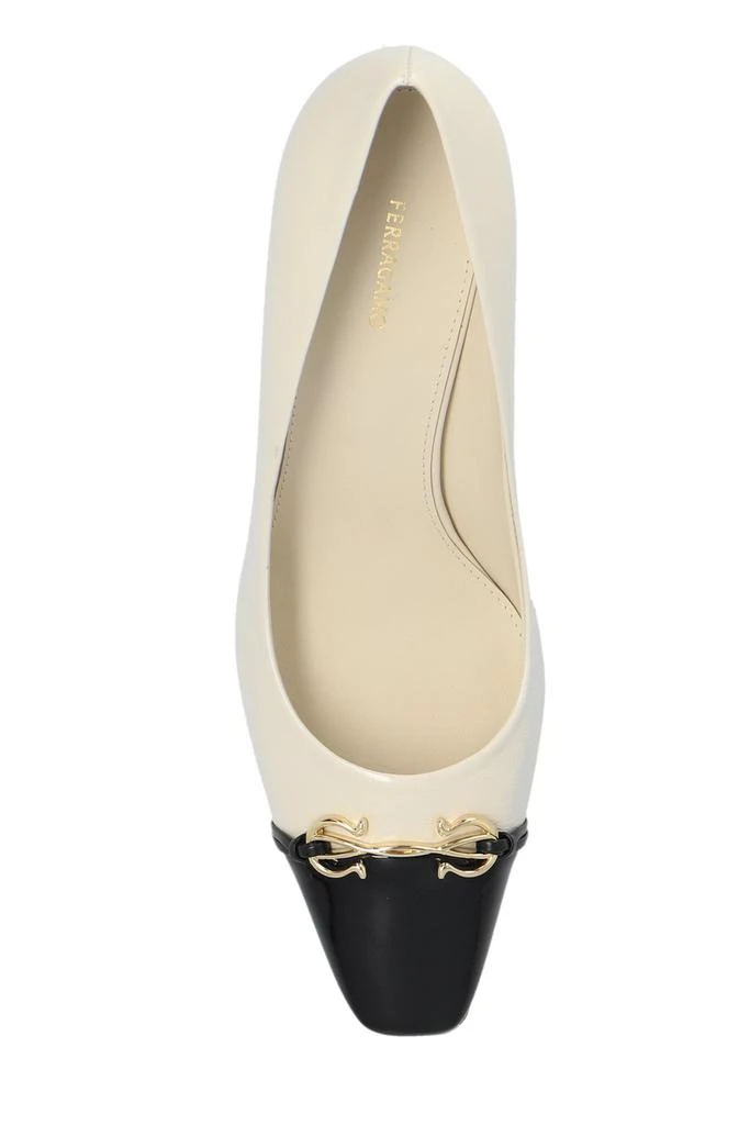 Salvatore Ferragamo Ferragamo Gancini Plaque Contrasted-Toe Pumps