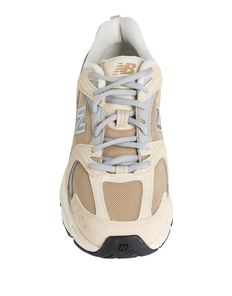 New Balance Sneakers 4
