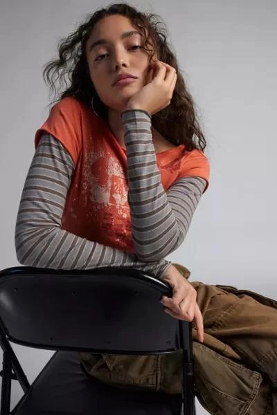BDG BDG Sloane Layered Long Sleeve Graphic Tee 3