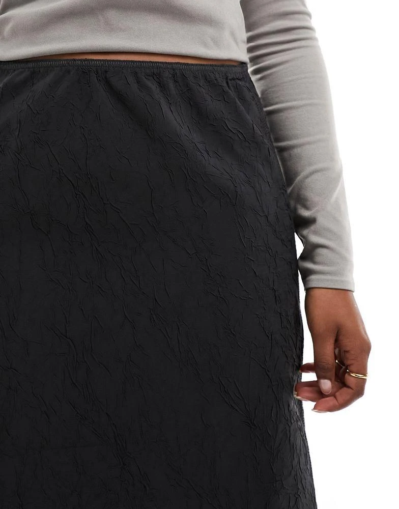 Weekday Weekday Priscilla crinkle midi skirt with side split in dark grey 5