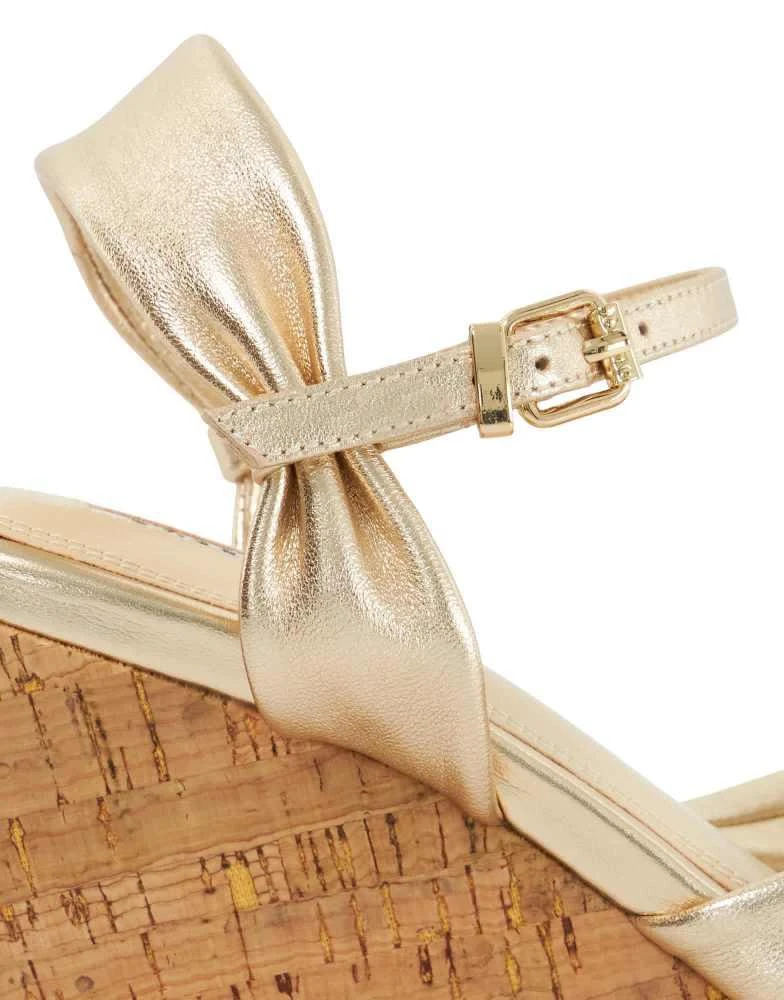 DUNE London Dune London Kander wedged sandal in gold 2