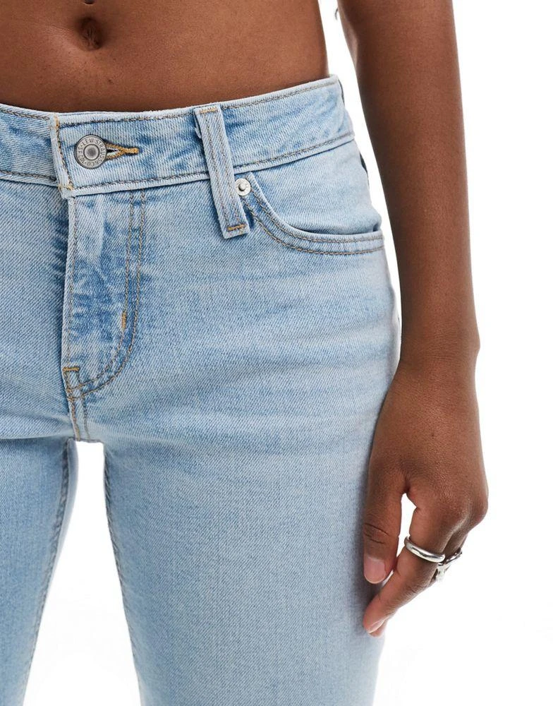 Levi's Levi's superlow boot cut jeans in bleach blue 2