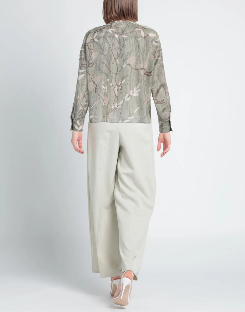 Brunello Cucinelli Floral shirts
blouses 3