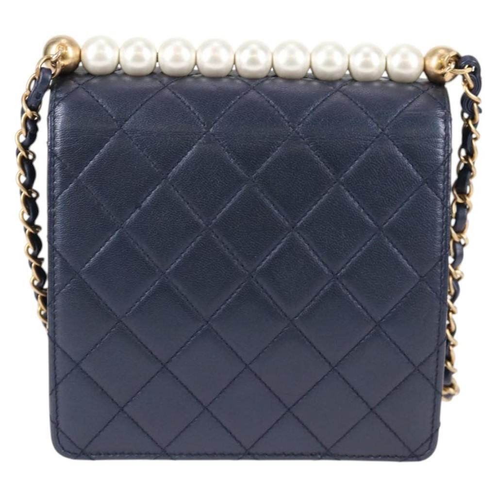Chanel ivory Bag Leather Clutch Bag (Pre-Owned)