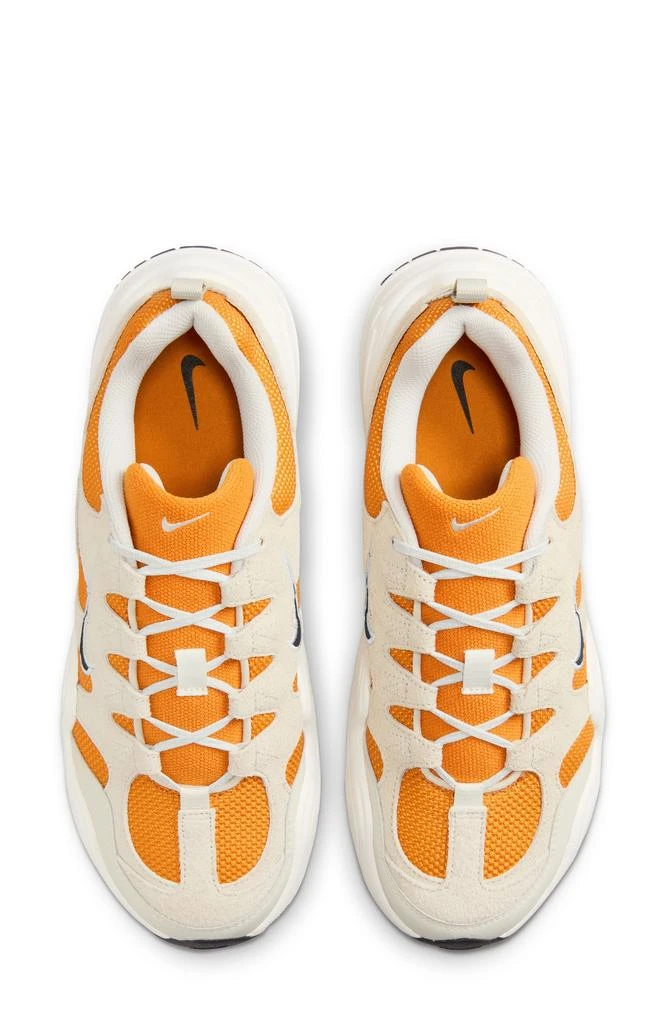NIKE Tech Hera Sneaker 3
