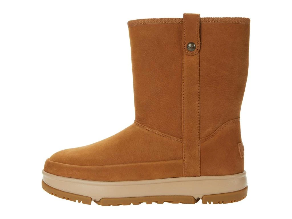 UGG Classic Weather Short 4