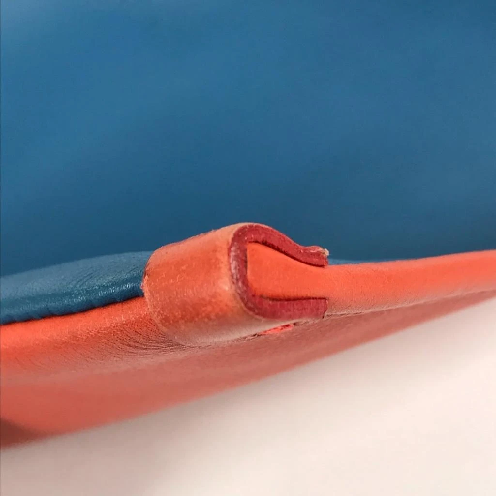 Salvatore Ferragamo Leather Clutch Bag (Pre-Owned) 5