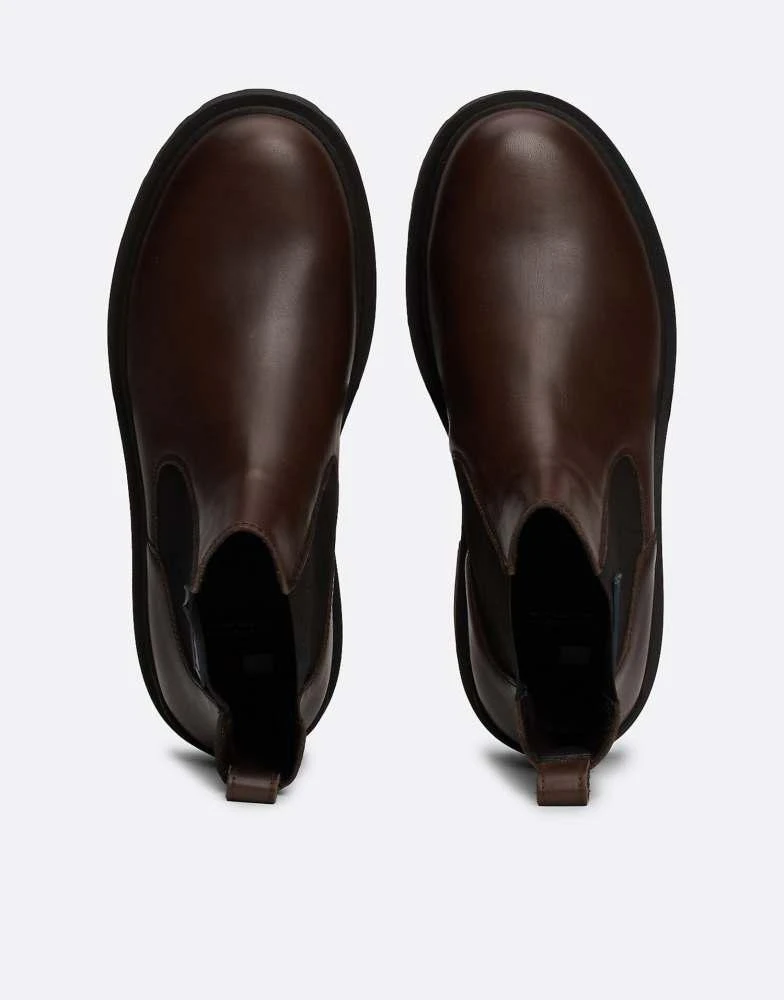 Tommy Jeans Tommy Jeans Rubberised logo leather cleat chelsea boots in dark brown 2