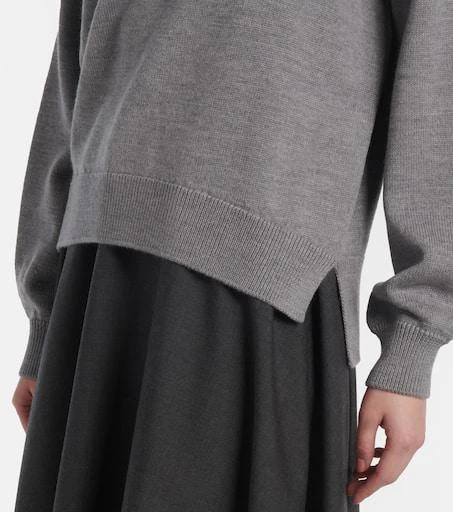 Dolce 
Gabbana Virgin wool turtleneck sweater 6