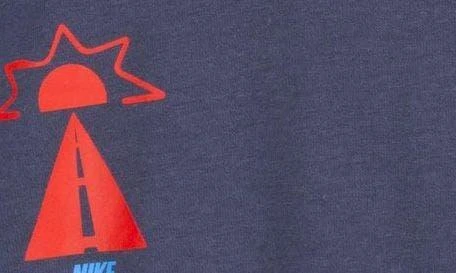 NIKE Kids' Go the Extra Smile Crewneck Pullover 5