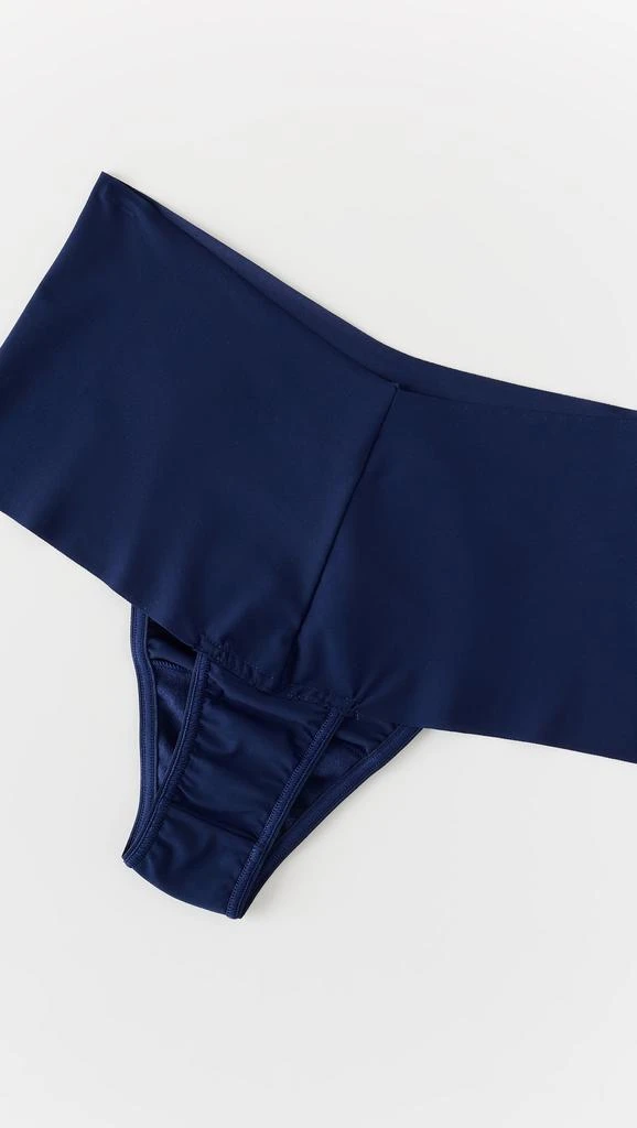 Hanky Panky 3 Pack High Rise Thongs 4