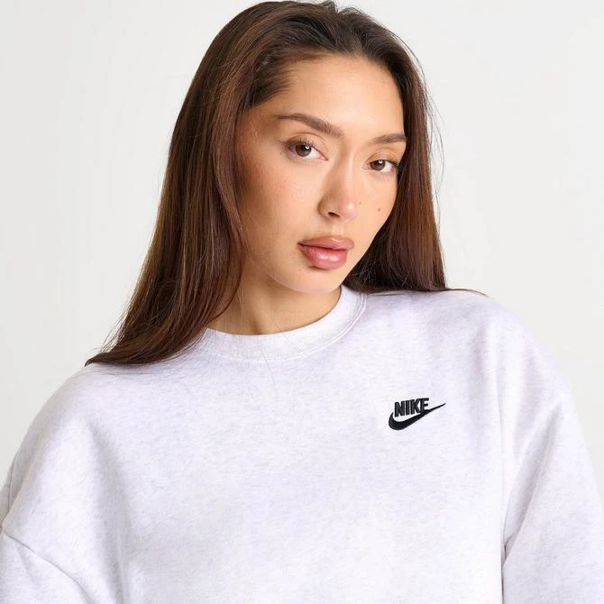 NIKE Women's Nike Sportswear Club Fleece Loose Crewneck Sweatshirt 5