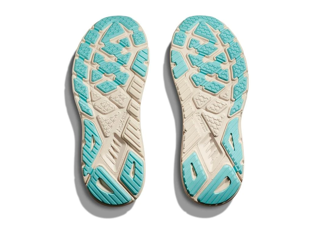Hoka One One Arahi 7 3