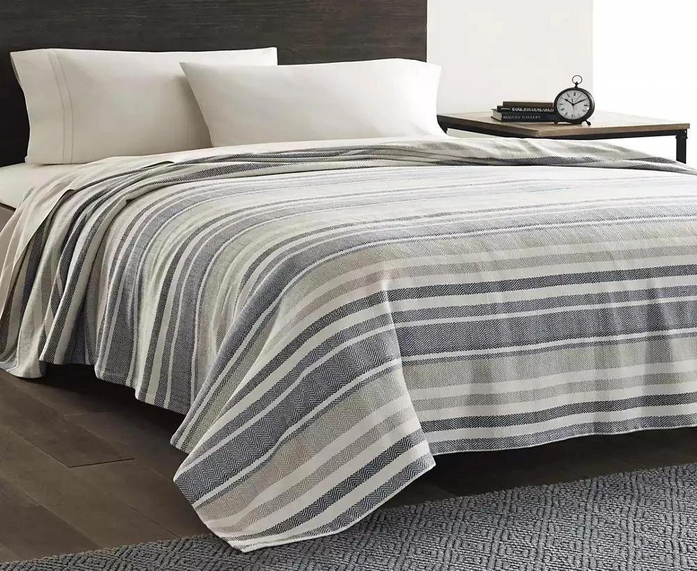 Eddie Bauer Herringbone Stripe Blanket 2