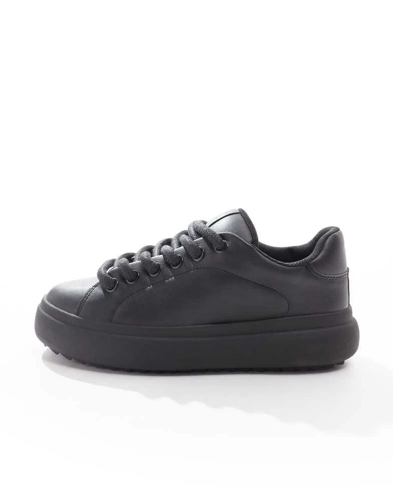 Bershka Bershka chunky trainer in black 2
