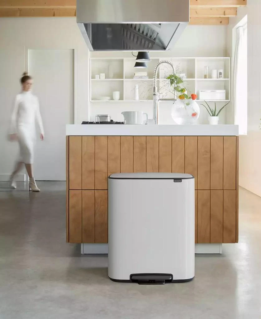 Brabantia Bo Step on Dual Compartment Trash Can, 2 x 8 Gallon, 2 x 30 Liter 5