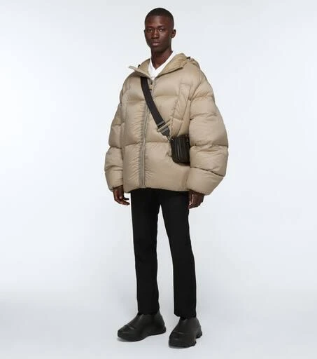 Givenchy 4G down-padded puffer jacket 2