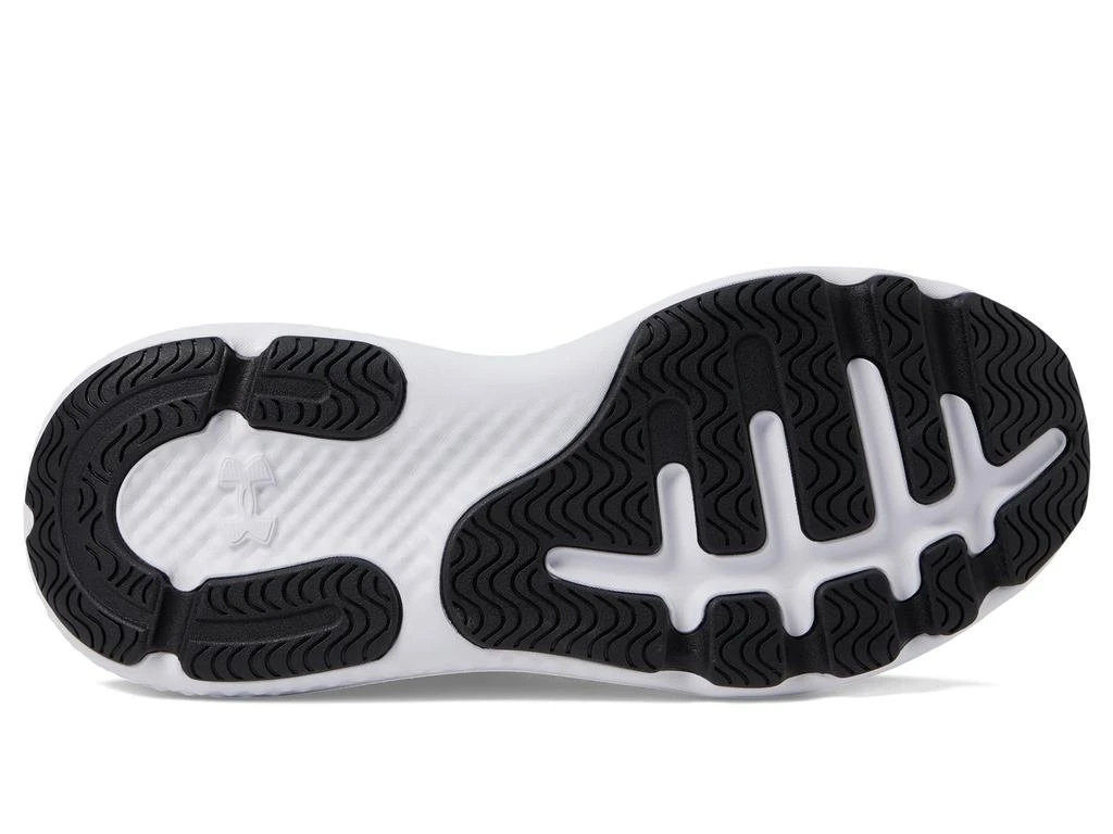Under Armour Charged Revitalize 3