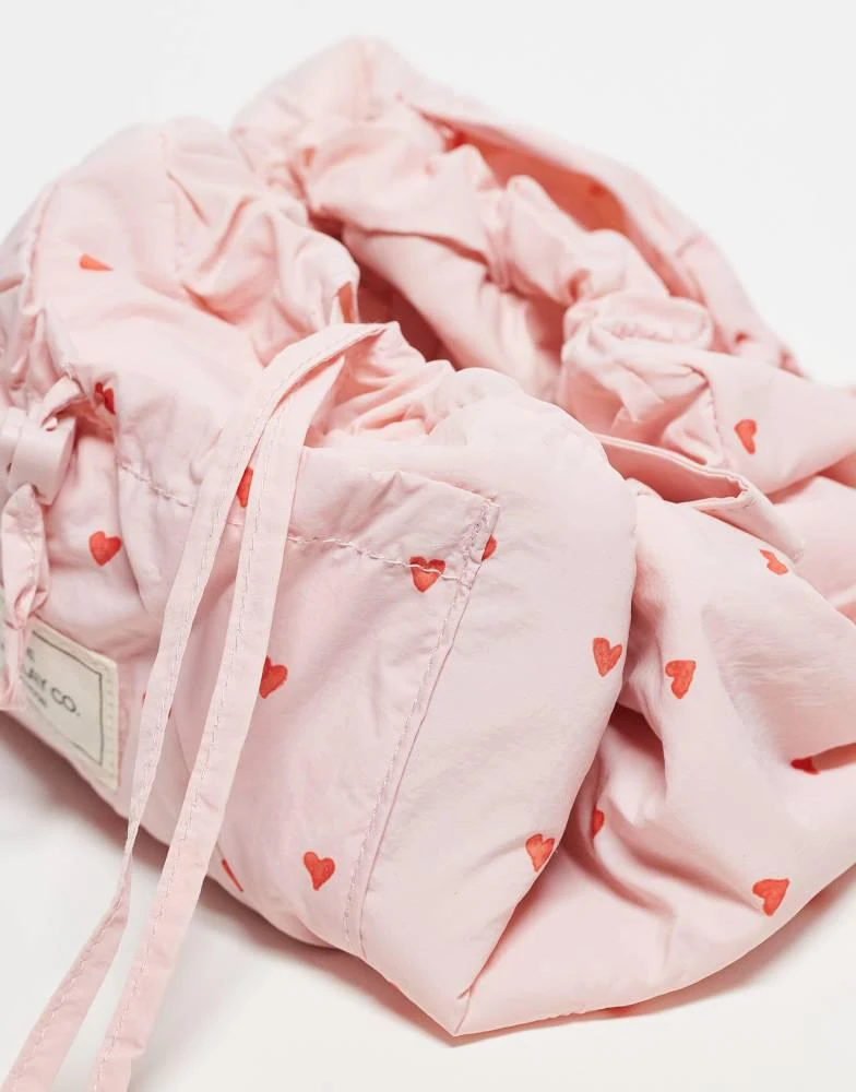 Flat Lay Company The Flat Lay Co. Drawstring Makeup Bag- Sweet Pink Hearts 3