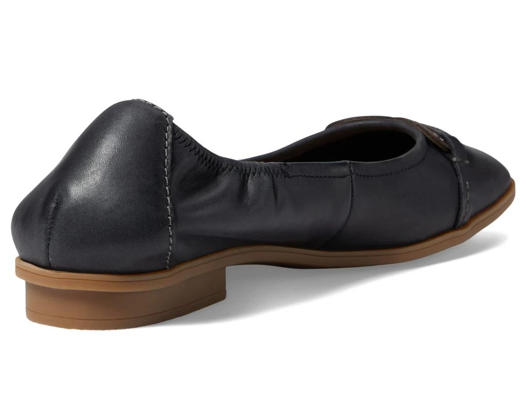 Clarks Lyrical Rhyme 5