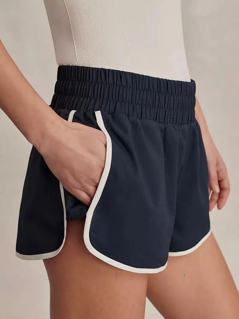 Varley Varley Women
s Arlington 2" Short 5