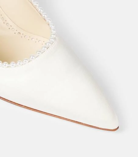 Manolo Blahnik Kifat 70 embellished satin pumps 5