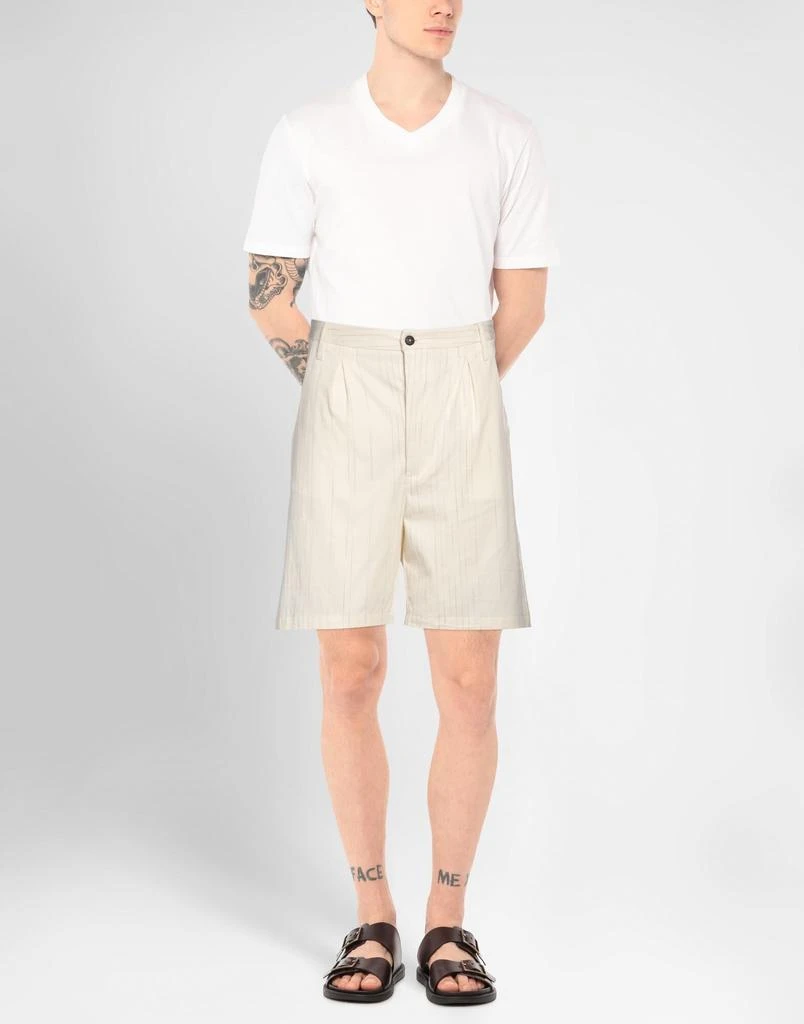 NOSTRASANTISSIMA Shorts & Bermuda 2
