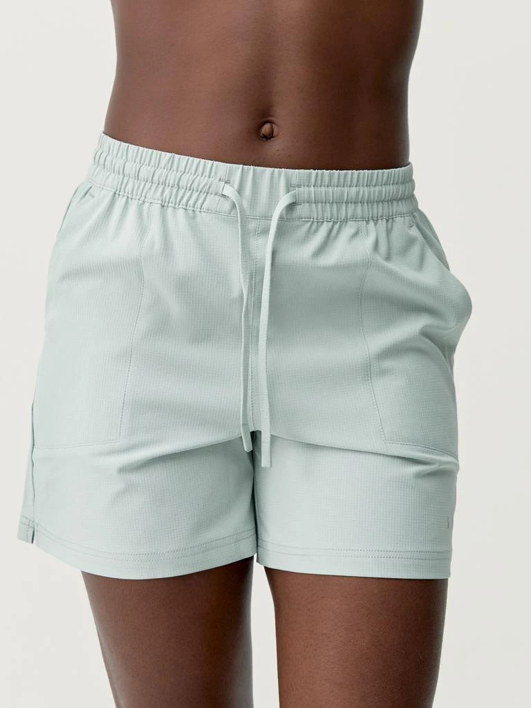 Born Living Yoga Short Lizara - Gris Doux - Femme 1