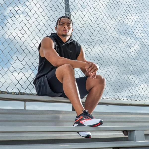 Reebok Strength Sleeveless Hoodie 2
