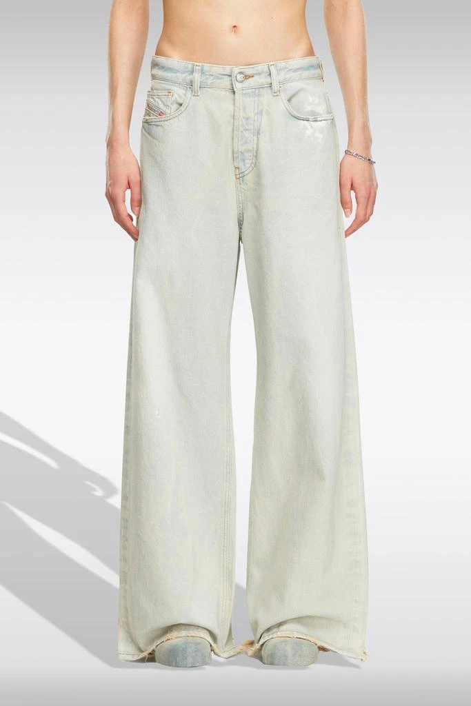 Diesel 1996 D-sire L.30 Heavy stonewashed light blue baggy jeans 2