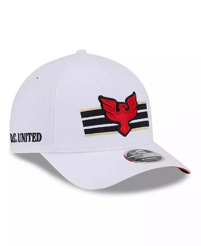 New Era Men
s White D.C. United 2025 Jersey Hook 9FORTY M-Crown Adjustable Hat 2