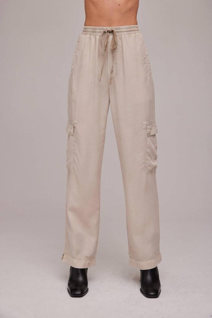 Bella Dahl Cargo Pant In High Desert