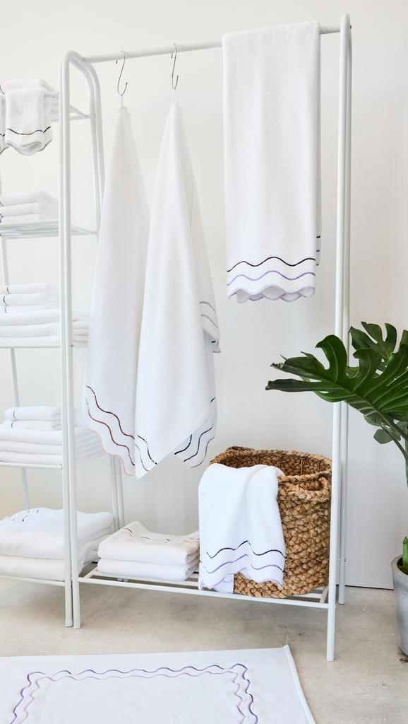 Kassatex Shopbop x Scalloped Bath Towel Set of 2