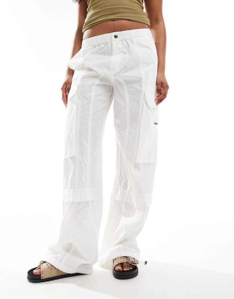 ALL SAINTS AllSaints Barbara cargo parachute trousers in white 4