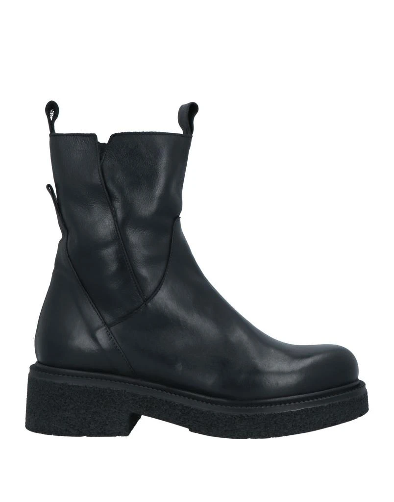 1725.A Ankle boot 1