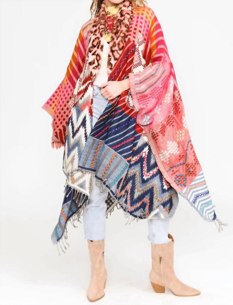 ARATTA Aratta - Noble Blanche Poncho