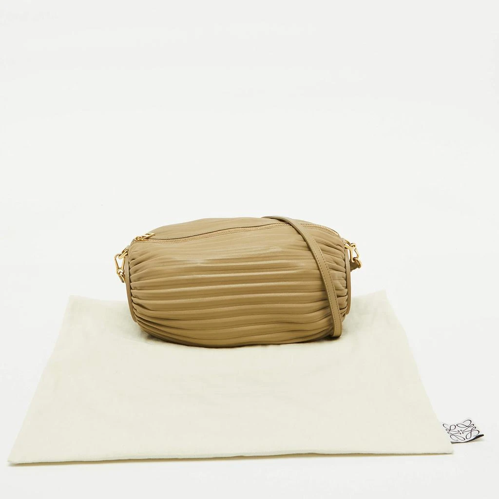 Loewe Loewe Clay Green Pleated Leather Bracelet Pouch Shoulder Bag 10