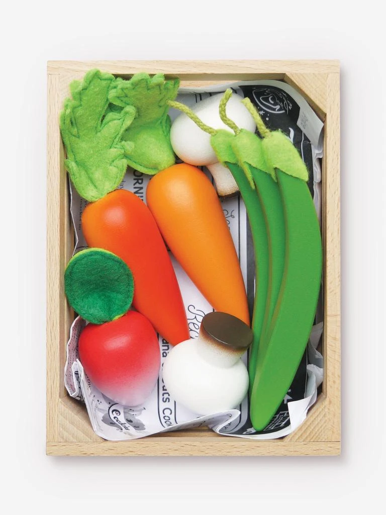 Le Toy Van Harvest Vegetables Wooden Food Crate-9 Piece (W:16 x D:16 x H:18 cm) 4